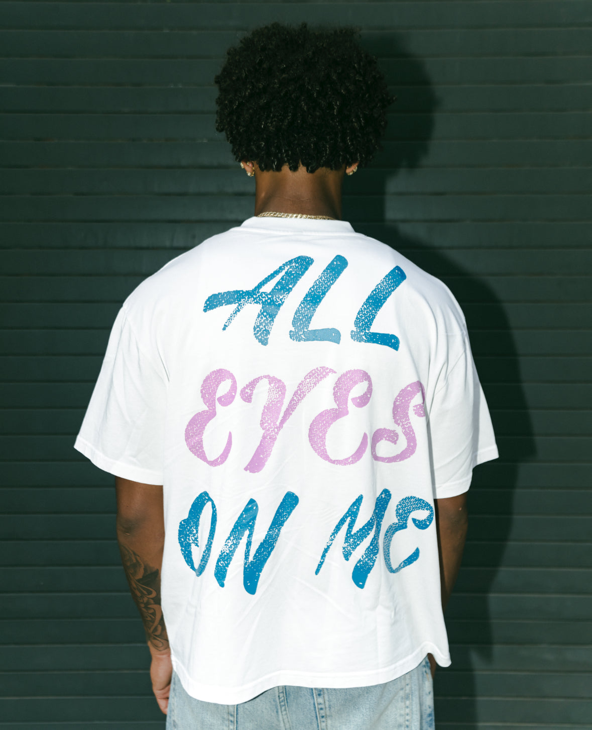 ALL EYES ON ME